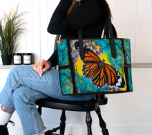 Charger l'image dans la galerie, Grand sac cuir végane Transformation personnelle