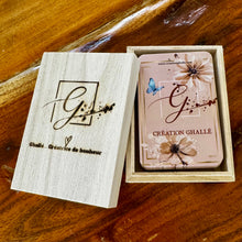 Charger l&#39;image dans la galerie, Cartes de pensées positives et d&#39;oeuvres d&#39;art Ghallé Coffret 2 (bois)
